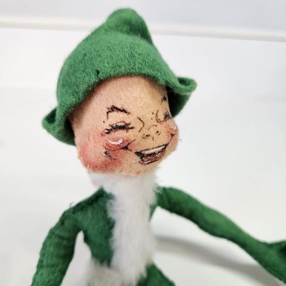 VINTAGE Annalee Mobilitee Green Poseable Elf Doll 1957 Christmas Shelf Sitter - Picture 2 of 6